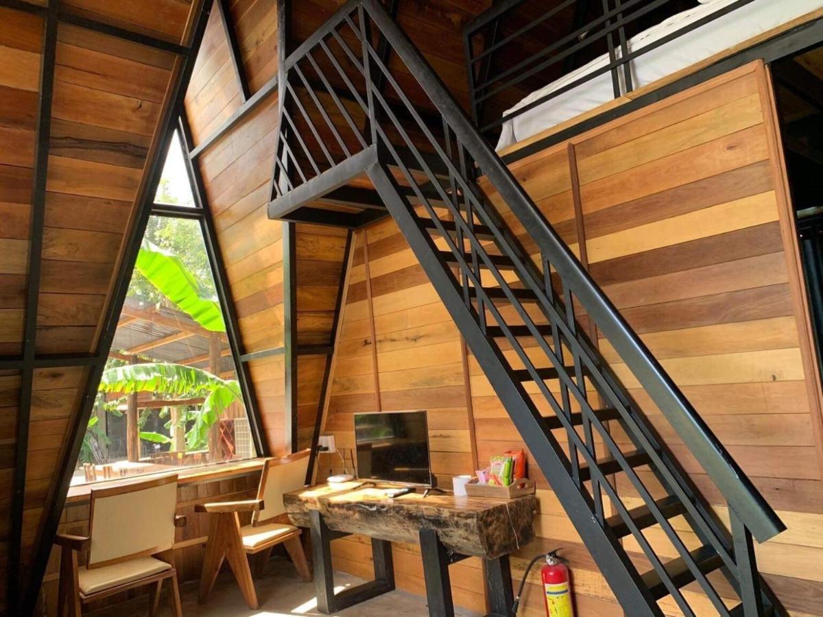 Tien Son Pleiku Homestay Exteriör bild